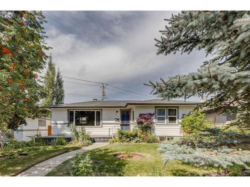 523 35A Street Nw, Calgary, AB - Outdoor