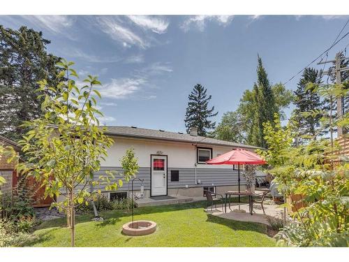 523 35A Street Nw, Calgary, AB - Outdoor