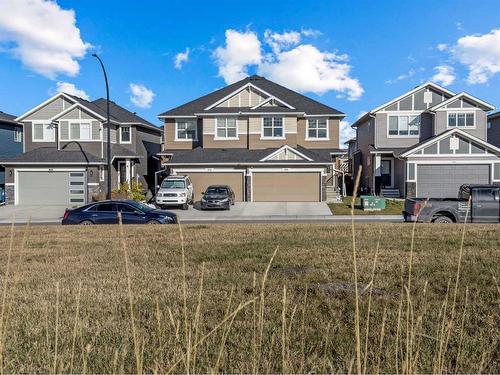 256 Willow Corner, Cochrane, AB - Outdoor With Facade