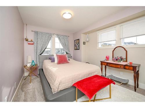 201 Kinniburgh Cove, Chestermere, AB - Indoor Photo Showing Bedroom