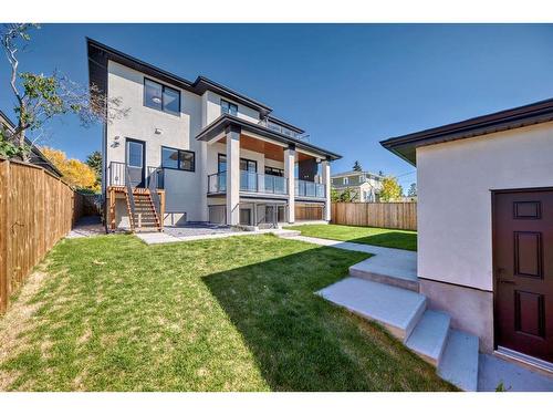 4635 22 Avenue Nw, Calgary, AB - Outdoor