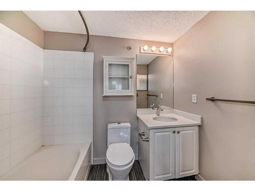 1301-6635 25 Avenue Ne, Calgary, AB - Indoor Photo Showing Bathroom