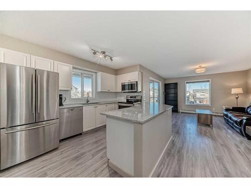 1301-6635 25 Avenue Ne, Calgary, AB - Indoor Photo Showing Kitchen