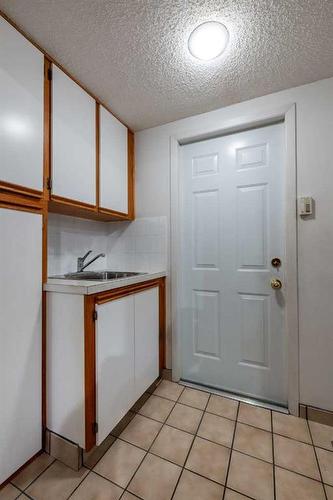 14108 Park Estates Drive Se, Calgary, AB - Indoor Photo Showing Other Room