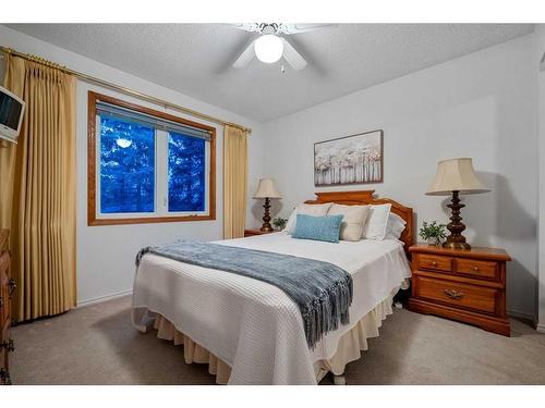 14108 Park Estates Drive Se, Calgary, AB - Indoor Photo Showing Bedroom