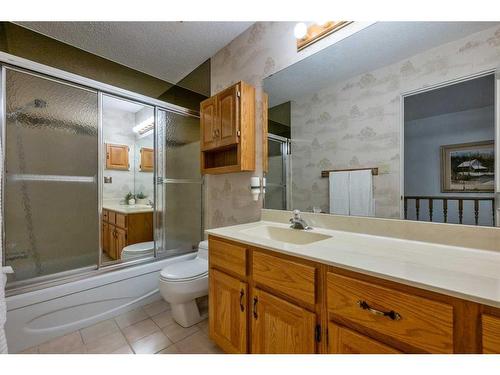 14108 Park Estates Drive Se, Calgary, AB - Indoor Photo Showing Bathroom