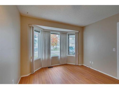 182 Riverview Point Se, Calgary, AB - Indoor Photo Showing Other Room