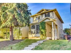 29 Mckenna Crescent SE Calgary, AB T2Z 1Y9