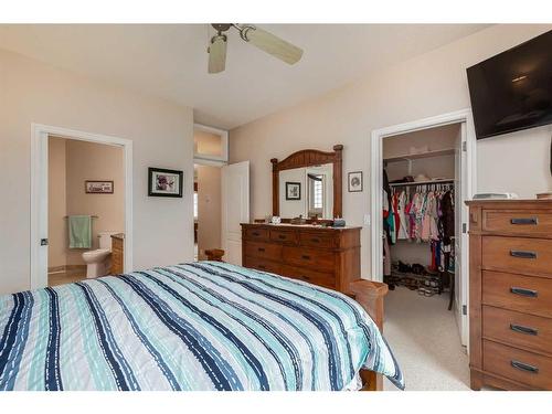 6007 60 Street, Olds, AB - Indoor Photo Showing Bedroom