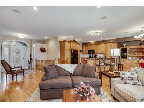 6007 60 Street, Olds, AB - Indoor Photo Showing Living Room