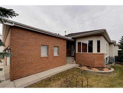 48 Prominence Point SW Calgary, AB T3H 3E8