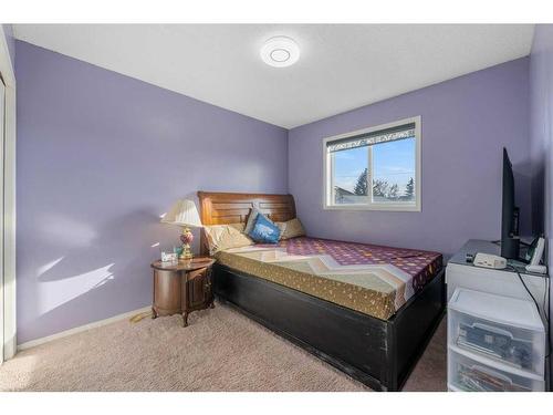 117 Martin Crossing Crescent Ne, Calgary, AB - Indoor Photo Showing Bedroom