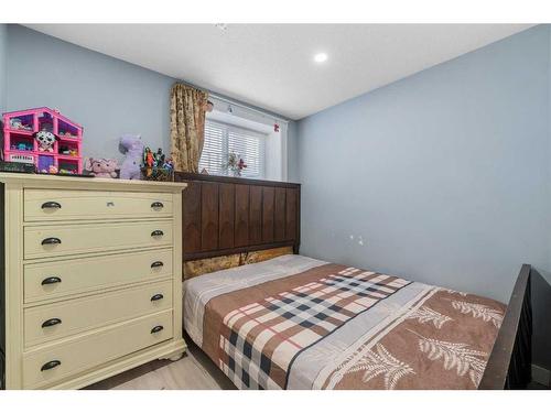 117 Martin Crossing Crescent Ne, Calgary, AB - Indoor Photo Showing Bedroom