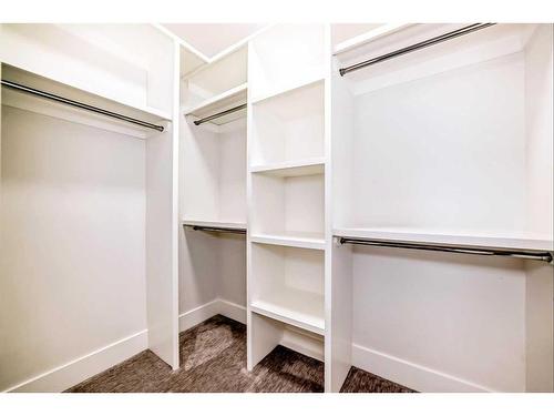 1-942 38 Street Sw, Calgary, AB - Indoor With Storage