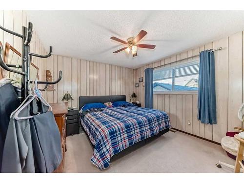 64 Dovercroft Place Se, Calgary, AB - Indoor Photo Showing Bedroom