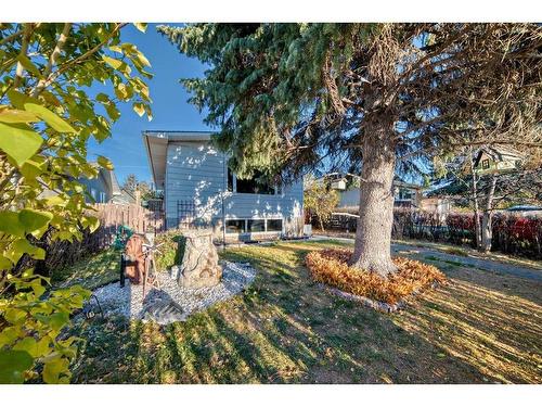 64 Dovercroft Place Se, Calgary, AB - Outdoor