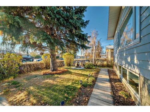 64 Dovercroft Place Se, Calgary, AB - Outdoor