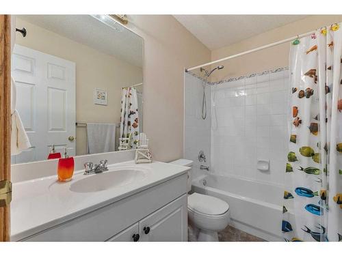 266 Rocky Ridge Bay Nw, Calgary, AB - Indoor Photo Showing Bathroom