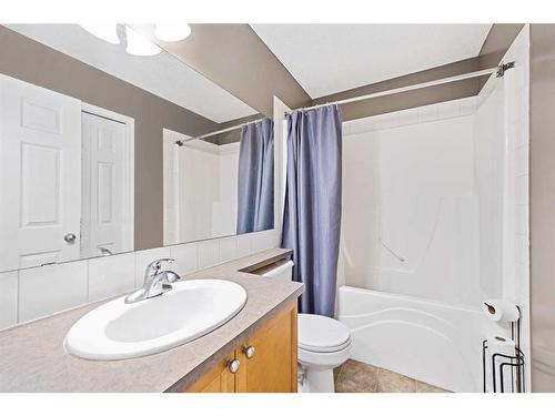 245 Evermeadow Avenue Sw, Calgary, AB - Indoor Photo Showing Bathroom