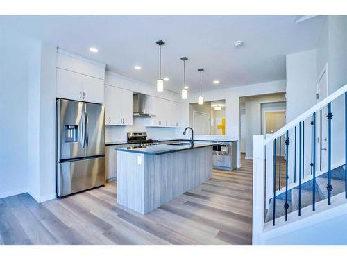 273 Lucas Place, Calgary, AB - Indoor Photo Showing Kitchen With Stainless Steel Kitchen With Upgraded Kitchen