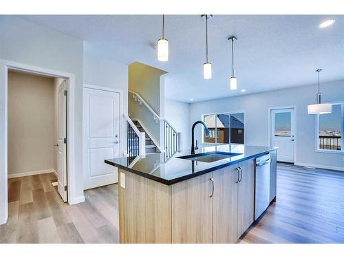 273 Lucas Place, Calgary, AB - Indoor Photo Showing Kitchen With Upgraded Kitchen