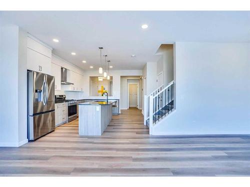 273 Lucas Place, Calgary, AB - Indoor Photo Showing Kitchen With Stainless Steel Kitchen With Upgraded Kitchen