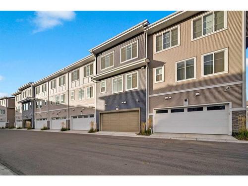 661 Savanna Boulevard Ne, Calgary, AB - Outdoor