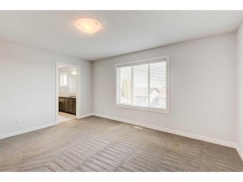 118 Panora Court Nw, Calgary, AB - Indoor Photo Showing Other Room