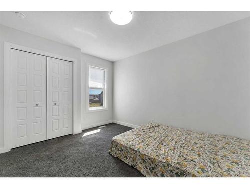 24 Cornerbrook Road Ne, Calgary, AB - Indoor Photo Showing Bedroom