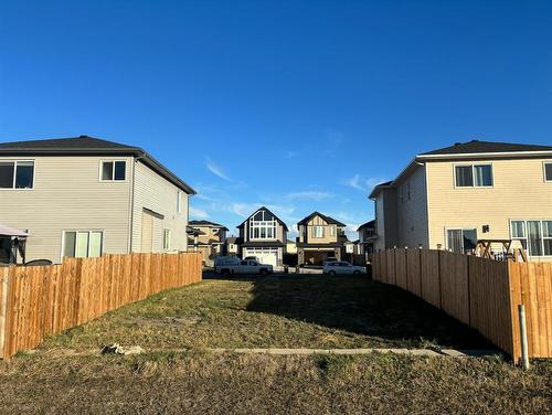 856 Hampshire Crescent Ne, High River, AB 