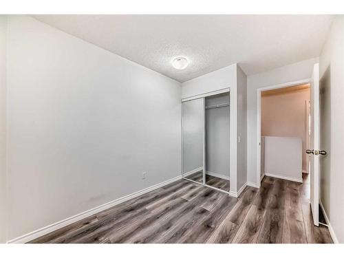 164 Hunterhorn Drive Ne, Calgary, AB - Indoor Photo Showing Other Room