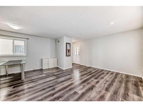 164 Hunterhorn Drive Ne, Calgary, AB - Indoor Photo Showing Other Room