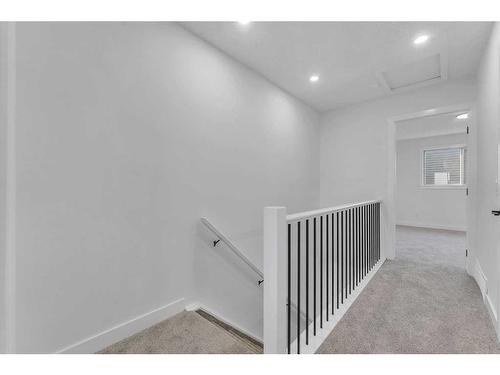 87-2511 38 Street Ne, Calgary, AB - Indoor Photo Showing Other Room