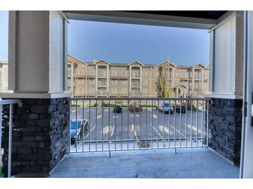 4204-115 Prestwick Villas Se, Calgary, AB - Outdoor With Balcony