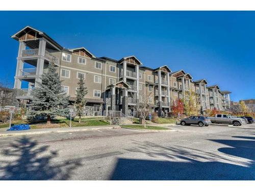 4204-115 Prestwick Villas Se, Calgary, AB - Outdoor With Balcony With Facade