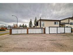 1-4807 26 Avenue NE Calgary, AB T1Y 3E1