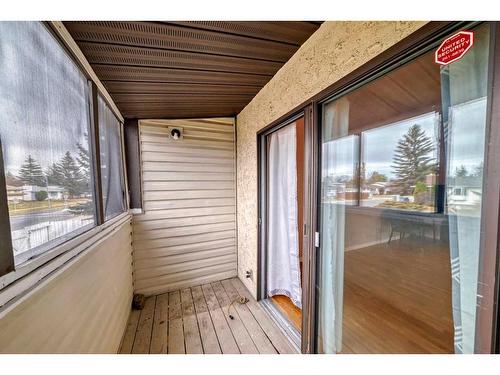 1-4807 26 Avenue Ne, Calgary, AB - Outdoor With Exterior