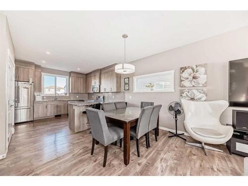 60 Reunion Loop Nw, Airdrie, AB - Indoor Photo Showing Dining Room