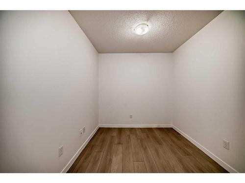 1108-16969 24 Street Sw, Calgary, AB - Indoor Photo Showing Other Room