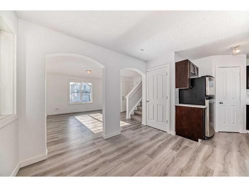 24 Saddlecrest Place Ne, Calgary, AB - Indoor