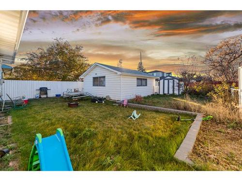 2211 43 Street Se, Calgary, AB - Outdoor With View