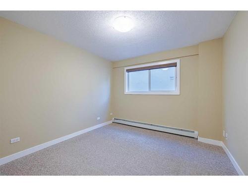 10-1715 13 Street Sw, Calgary, AB - Indoor Photo Showing Other Room