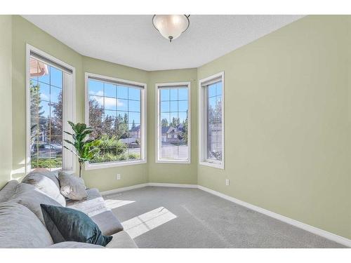 2 Canso Court Sw, Calgary, AB - Indoor Photo Showing Other Room