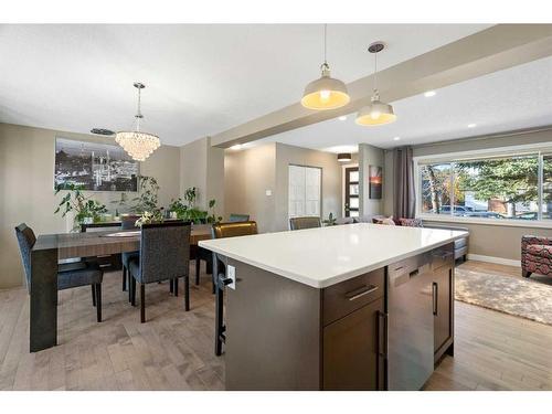 164 Havenhurst Crescent Sw, Calgary, AB - Indoor Photo Showing Dining Room