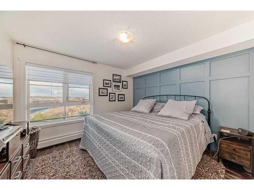 3206-279 Copperpond Common Se, Calgary, AB - Indoor Photo Showing Bedroom