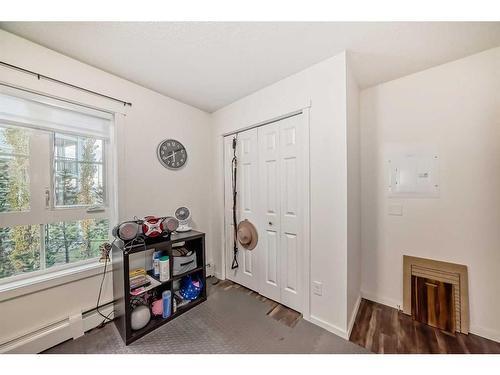 3206-279 Copperpond Common Se, Calgary, AB - Indoor Photo Showing Other Room