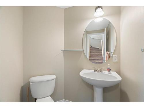 124 Promenade Way Se, Calgary, AB - Indoor Photo Showing Bathroom