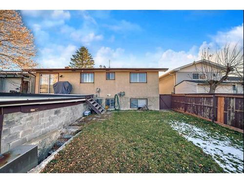 255 Rundleridge Drive Ne, Calgary, AB - Outdoor With Deck Patio Veranda