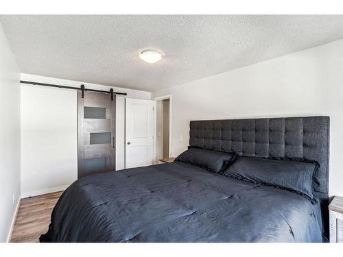 57-4769 Hubalta Road Se, Calgary, AB - Indoor Photo Showing Bedroom