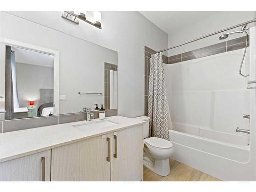 614 Redstone Crescent Ne, Calgary, AB - Indoor Photo Showing Bathroom